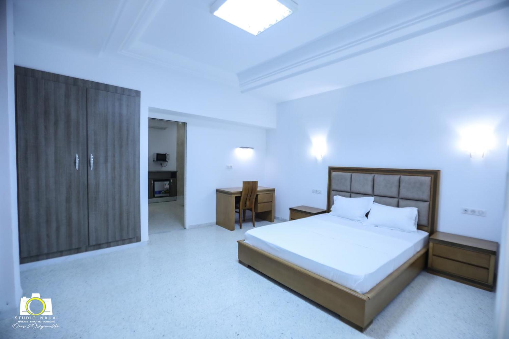 Immeuble Gazbar Appartement Gabès Buitenkant foto